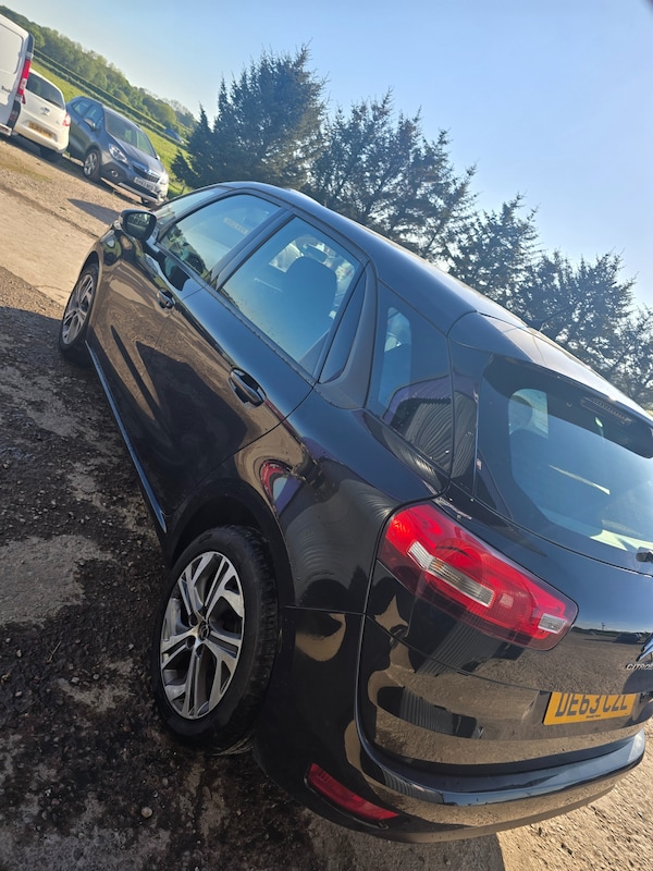 Used Citroen C4 Picasso 2013 for sale - 74919014: Photo 5