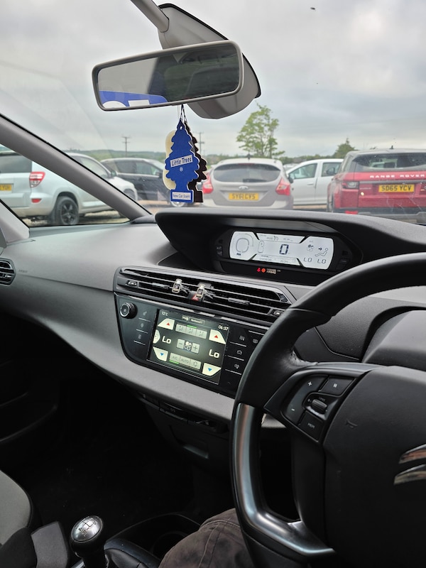 Used Citroen C4 Picasso 2013 for sale - 74919014: Photo 8