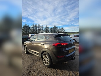 Used Hyundai TUCSON 2017 for sale - 77052913: Photo