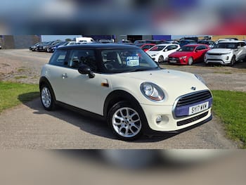 Used MINI Hatch 2017 for sale - 79647362: Photo