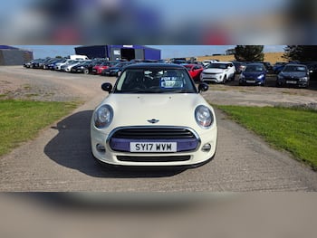 Used MINI Hatch 2017 for sale - 79647362: Photo