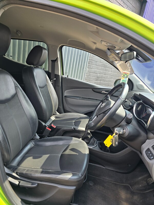 Used Vauxhall Viva 2015 for sale - 74915846: Photo 4