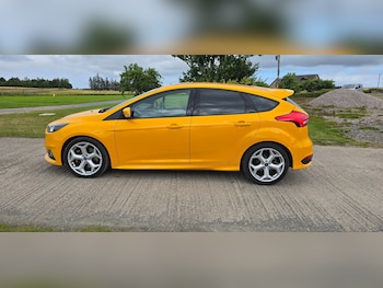 Used Ford Focus 2015 for sale - 79491109: Photo