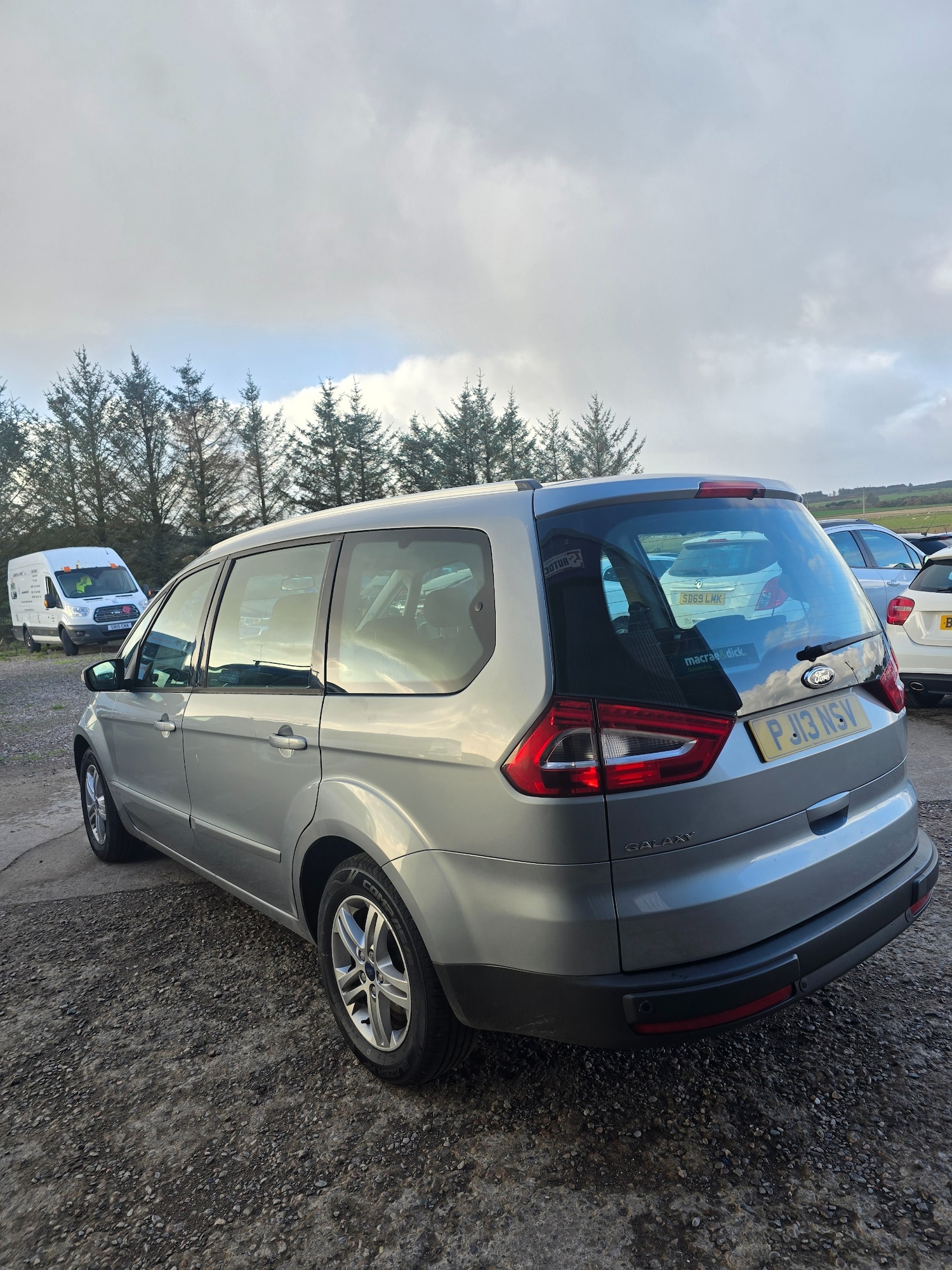 Used Ford Galaxy 2013 for sale - 76334188: Photo 11