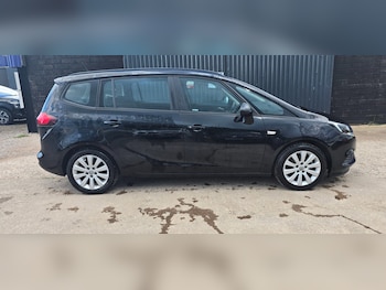 Used Vauxhall Zafira 2017 for sale - 79510450: Photo