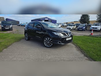 Used Nissan Qashqai 2015 for sale - 79801674: Photo