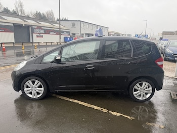 Used Honda Jazz 2013 for sale - 78317377: Photo