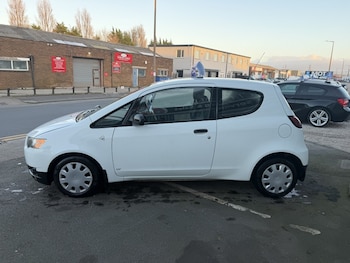 Used Mitsubishi Colt 2011 for sale - 76440024: Photo