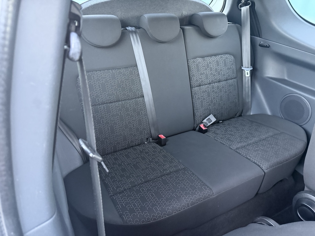 Used Mitsubishi Colt 2011 for sale - 76440024: Photo 9