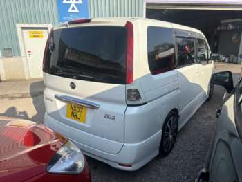 Used Nissan Serena  for sale - 74218616: Photo