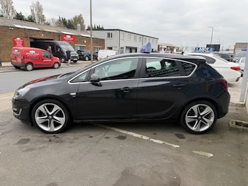 Used Vauxhall Astra 2015 for sale - 76293379: Photo