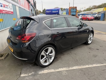 Used Vauxhall Astra 2015 for sale - 76293379: Photo
