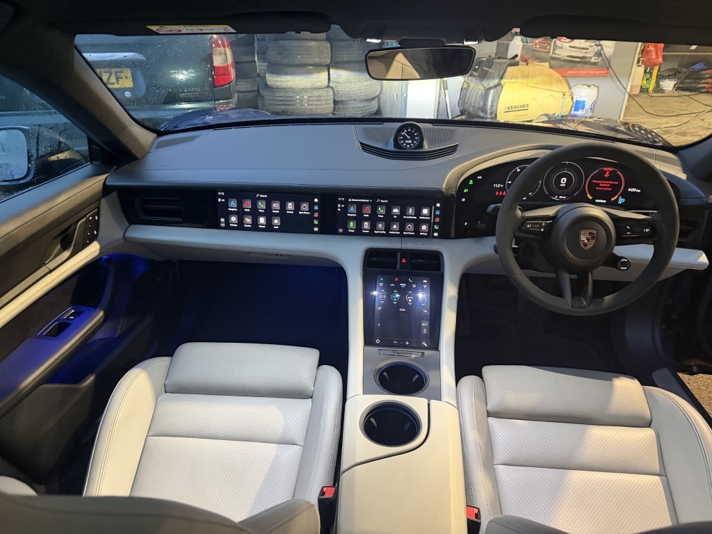 Used Porsche Taycan 2021 for sale - 76589222: Photo 10