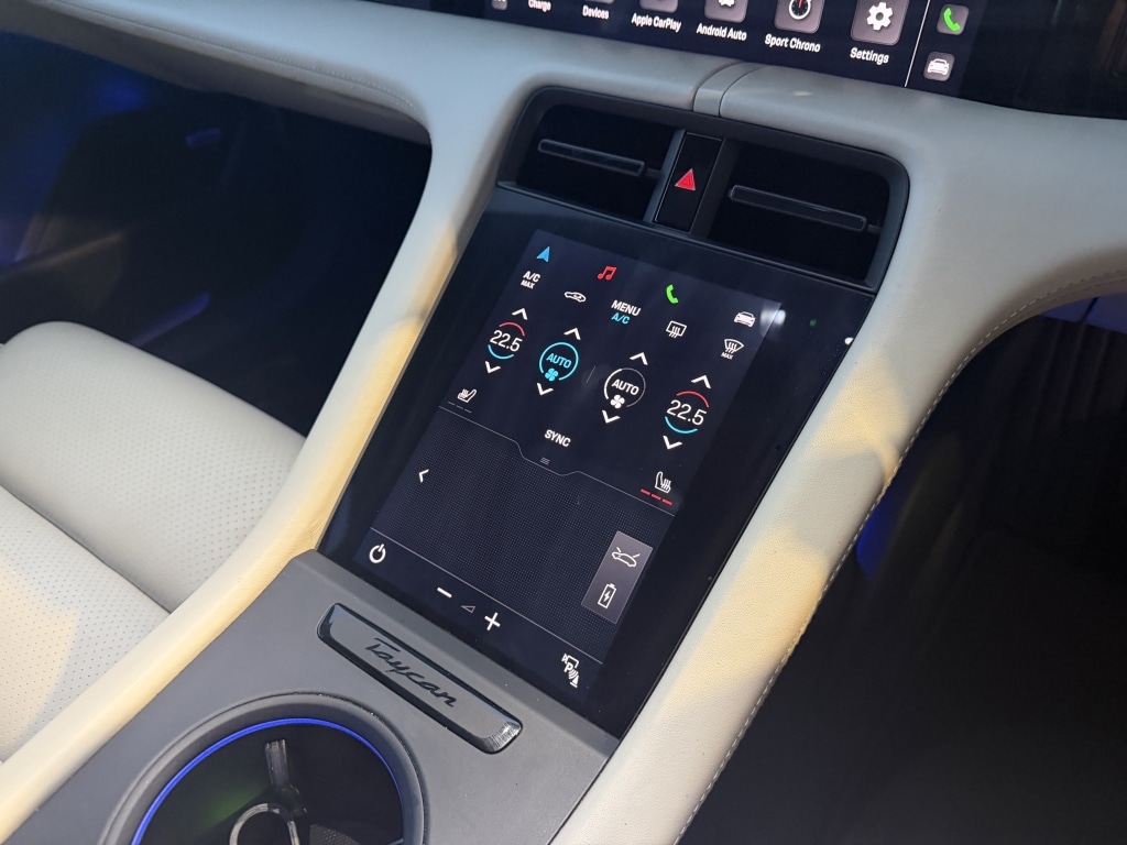 Used Porsche Taycan 2021 for sale - 76589222: Photo 12