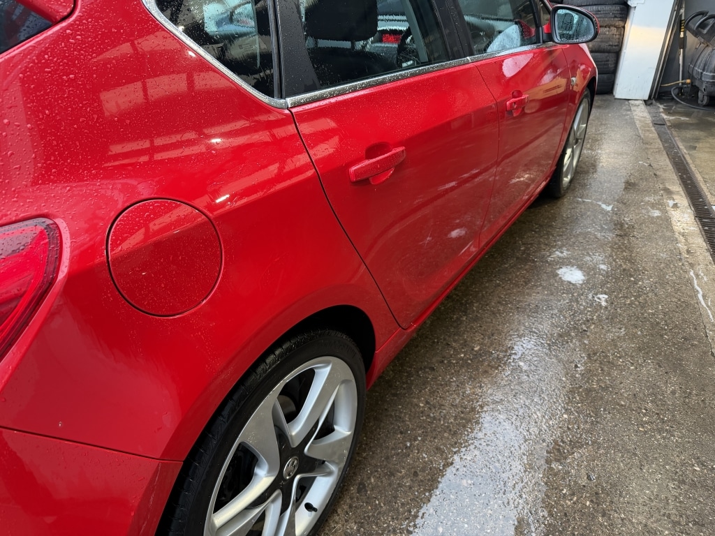 Used Vauxhall Astra 2014 for sale - 78005396: Photo 2