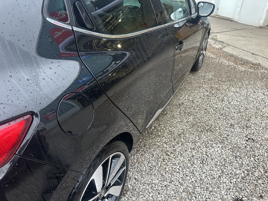 Used Renault Clio 2015 for sale - 77465999: Photo 2