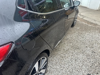Used Renault Clio 2015 for sale - 77465999: Photo