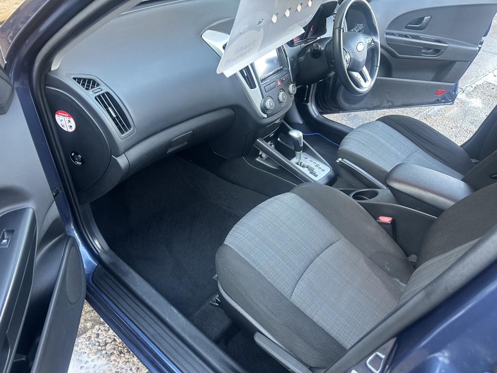 Used Kia Ceed 2012 for sale - 77556394: Photo 8