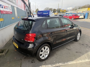 Used Volkswagen Polo 2010 for sale - 76440029: Photo