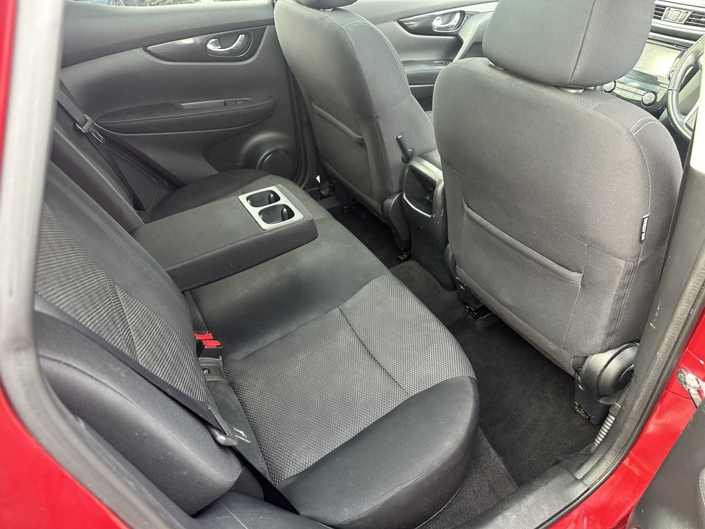 Used Nissan Qashqai 2016 for sale - 77556395: Photo 8