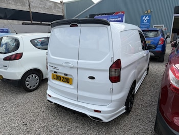 Used Ford Transit Courier 2016 for sale - 78599960: Photo
