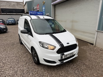 Used Ford Transit Courier 2017 for sale - 78993897: Photo