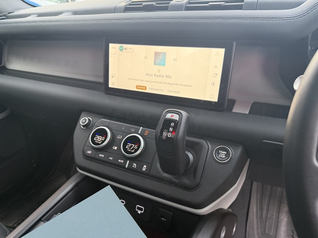 Used Land Rover Defender 2024 for sale - 76532544: Photo 12