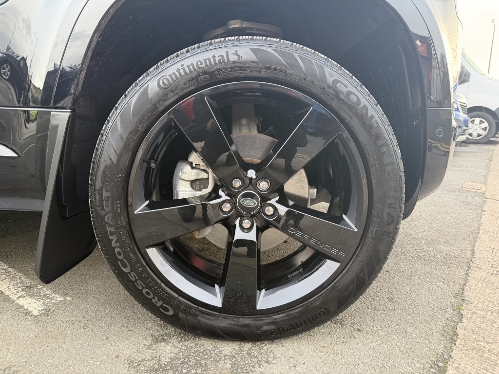 Used Land Rover Defender 2024 for sale - 76532544: Photo 7