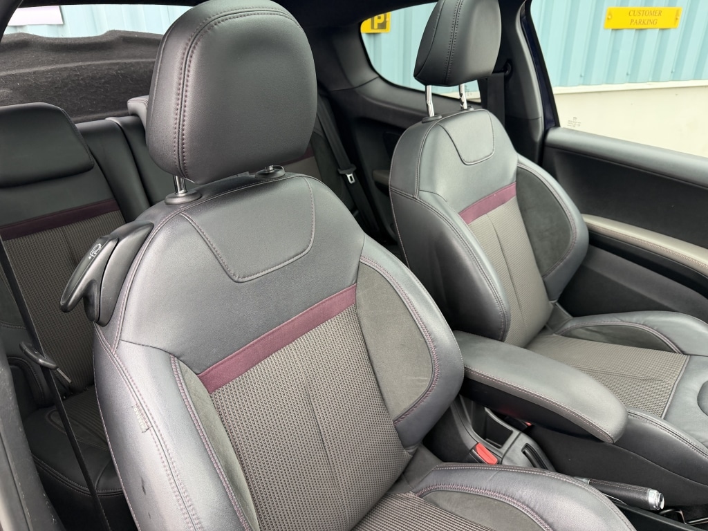 Used Peugeot 208 2014 for sale - 76232918: Photo 17