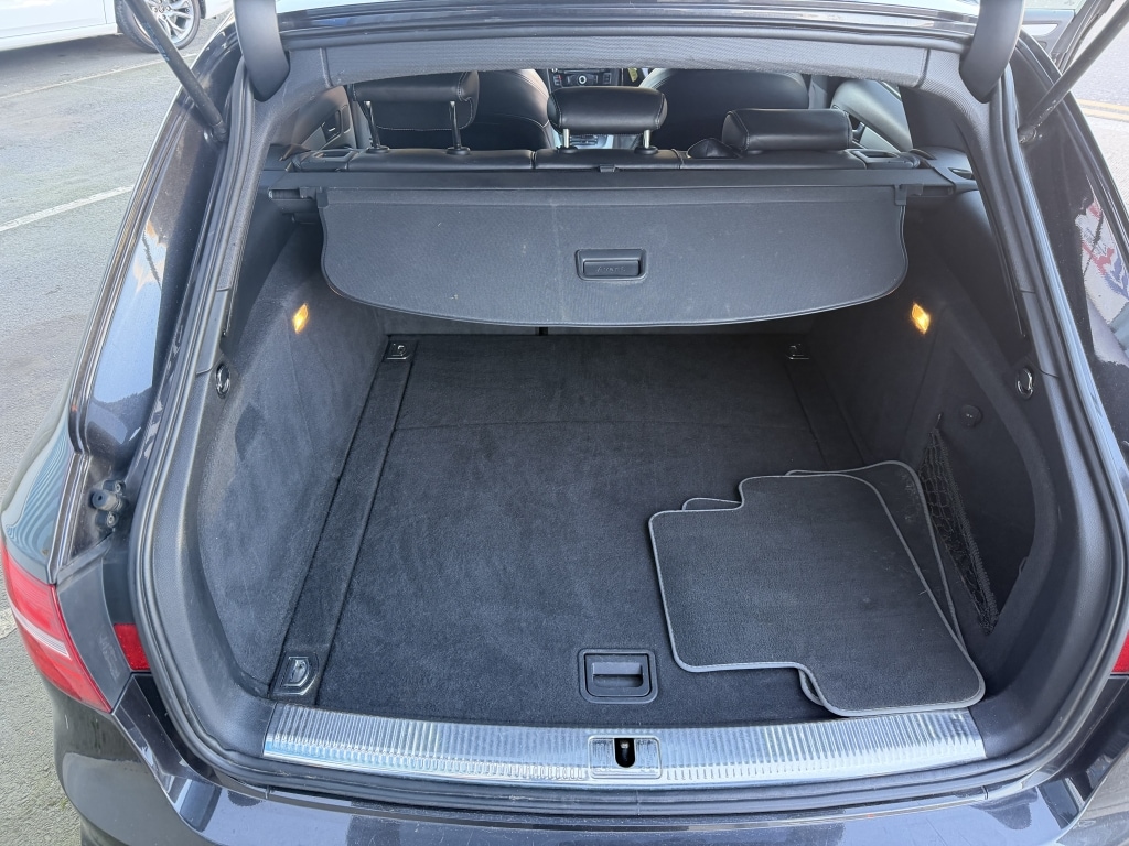 Used Audi A4 Avant 2012 for sale - 76011904: Photo 19