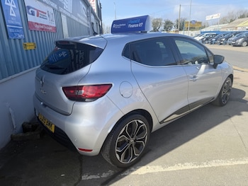 Used Renault Clio 2019 for sale - 78054876: Photo