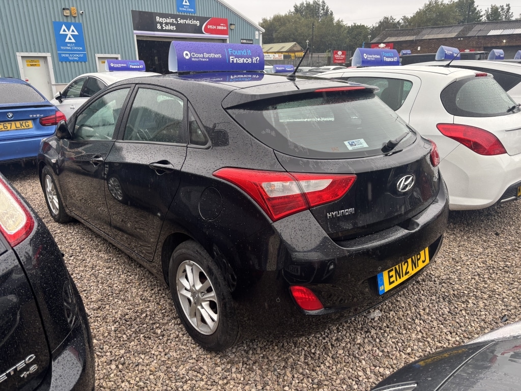 Used Hyundai i30 2012 for sale - 76011898: Photo 2