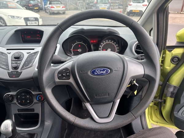 Used Ford Fiesta 2010 for sale - 74928414: Photo 13