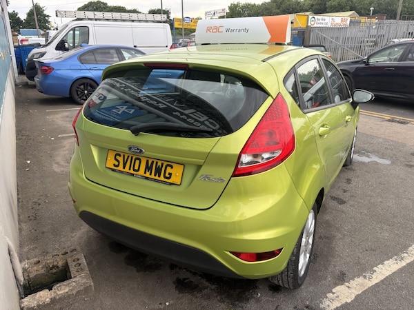 Used Ford Fiesta 2010 for sale - 74928414: Photo 6