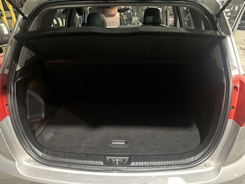 Used Kia Venga 2015 for sale - 77501158: Photo