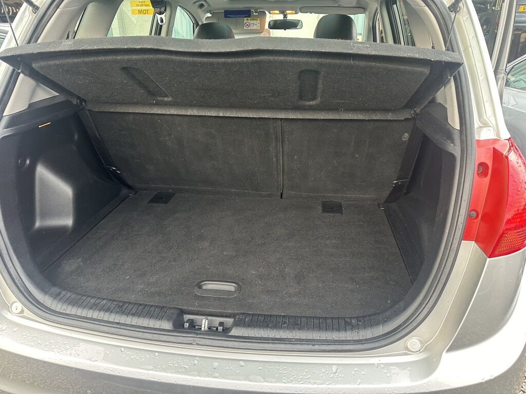 Used Kia Venga 2015 for sale - 77501158: Photo 7