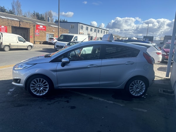 Used Ford Fiesta 2014 for sale - 73875033: Photo 3