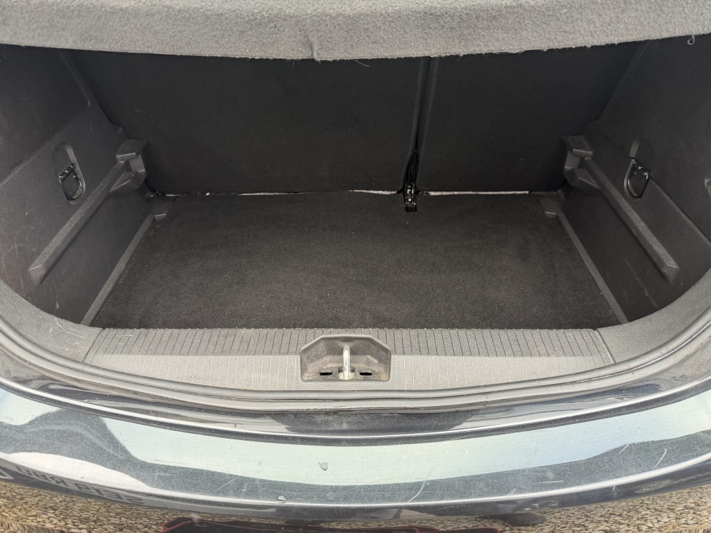 Used Vauxhall Corsa 2015 for sale - 77622820: Photo 8