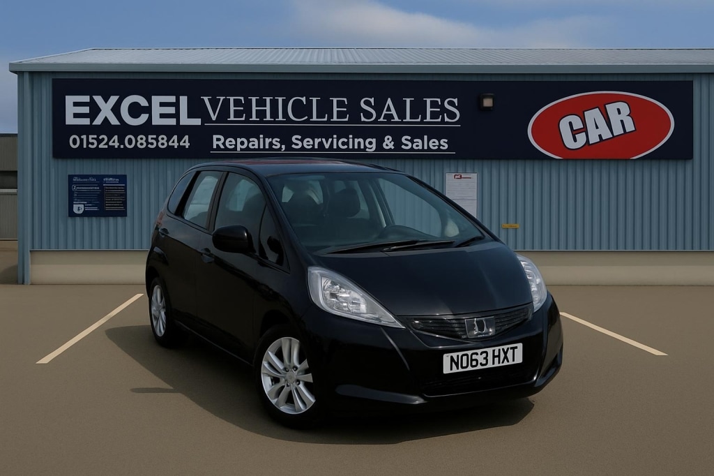 Used Honda Jazz 2013 for sale - 76126103: Photo 1