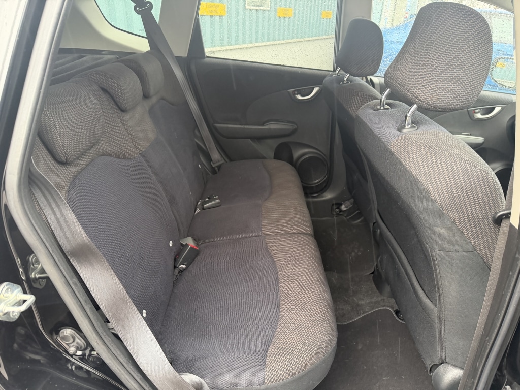 Used Honda Jazz 2013 for sale - 76126103: Photo 9