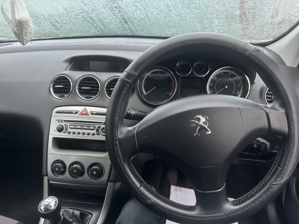 Used Peugeot 308 2013 for sale - 75674498: Photo 7