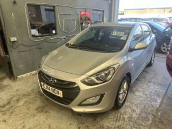 2014 (14) - 1.6 ACTIVE BLUE DRIVE CRDI 5DR Manual