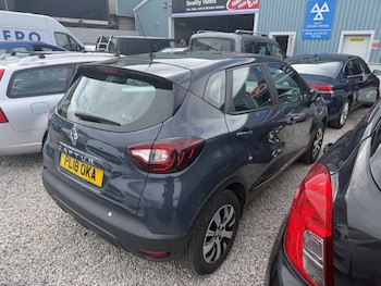 Used Renault Captur 2018 for sale - 78629638: Photo