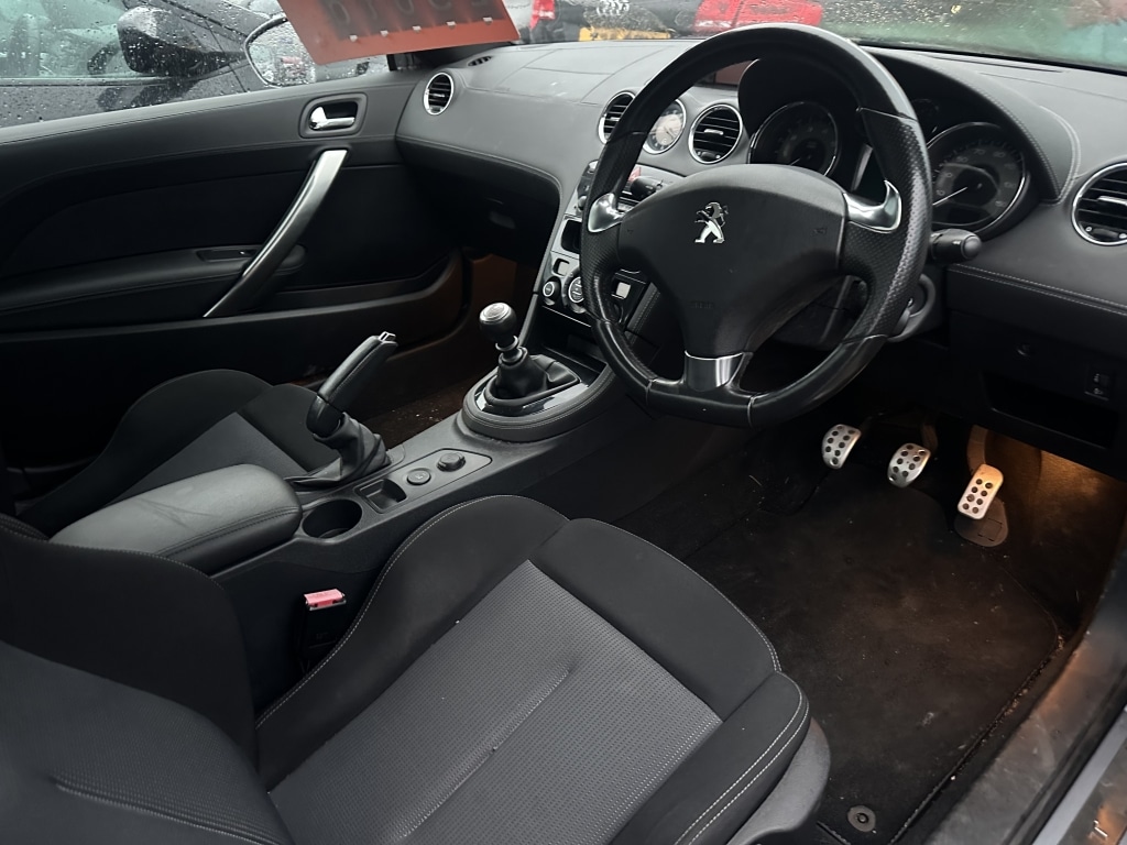 Used Peugeot RCZ 2013 for sale - 76293383: Photo 8