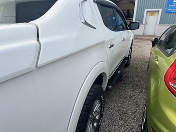 Used Mitsubishi L200 2015 for sale - 76643737: Photo