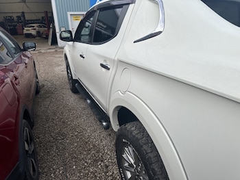 Used Mitsubishi L200 2015 for sale - 76643737: Photo