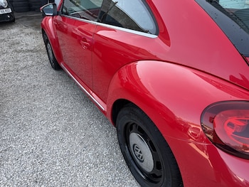 Used Volkswagen Beetle 2017 for sale - 79459395: Photo