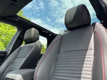 Used Land Rover Discovery Sport 2022 for sale - 75257631: Photo