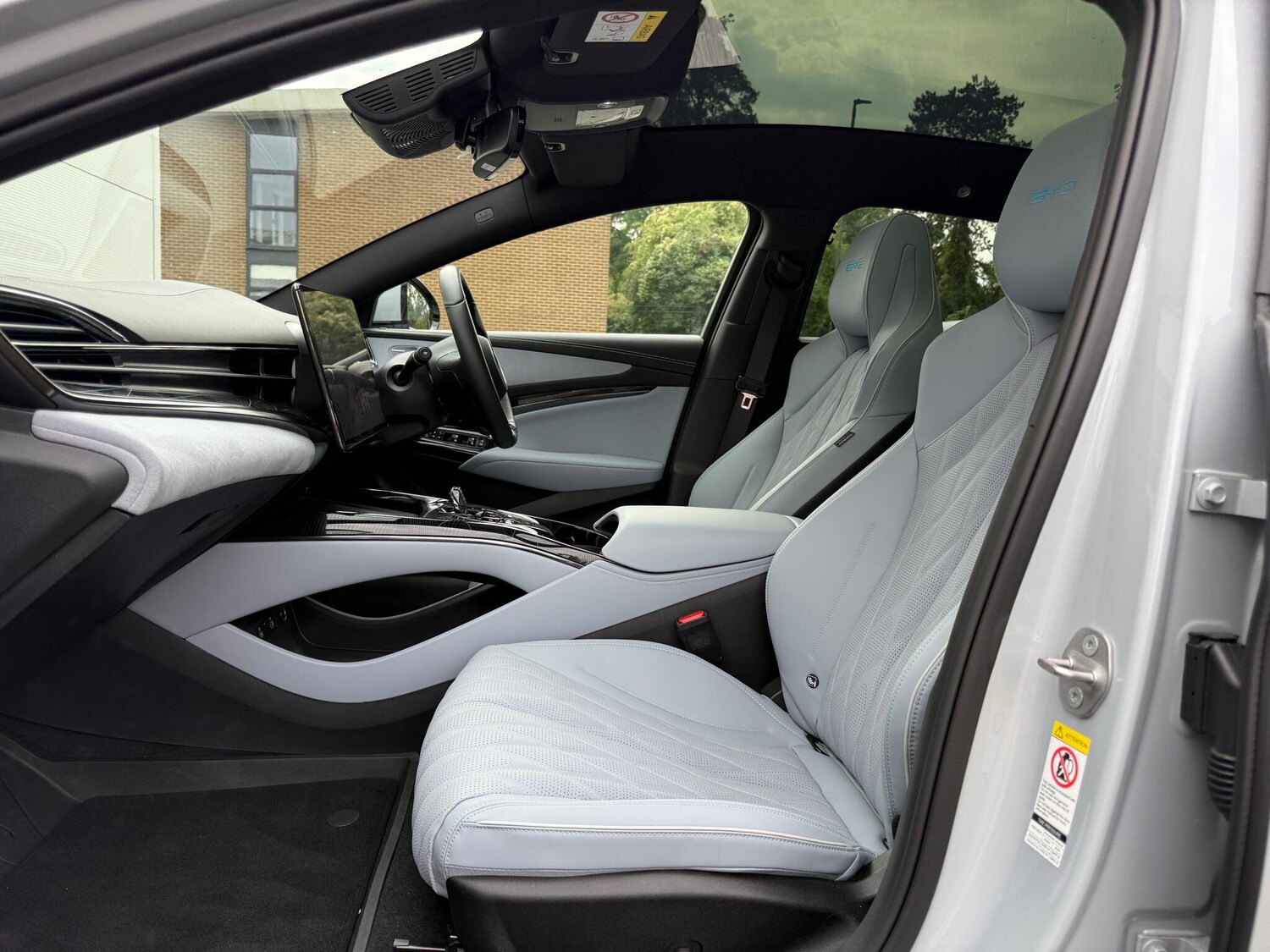 Vehicle 29