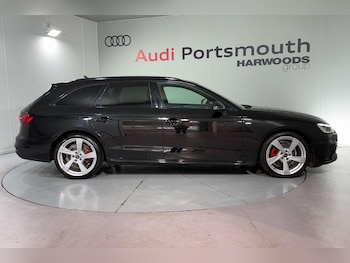 Used Audi A4 Avant 2022 for sale - 76270895: Photo 2